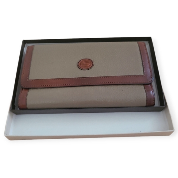 Dooney & Bourke Taupe & Brown Leather Organizer Checkbook Tri Fold Wallet - Picture 7 of 9